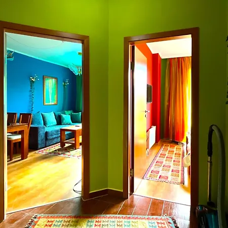 アパート Cedar Iii One Bdrm Flat B2 *