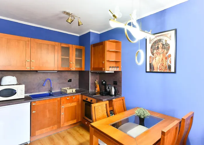 Cedar Iii One Bdrm Flat B2